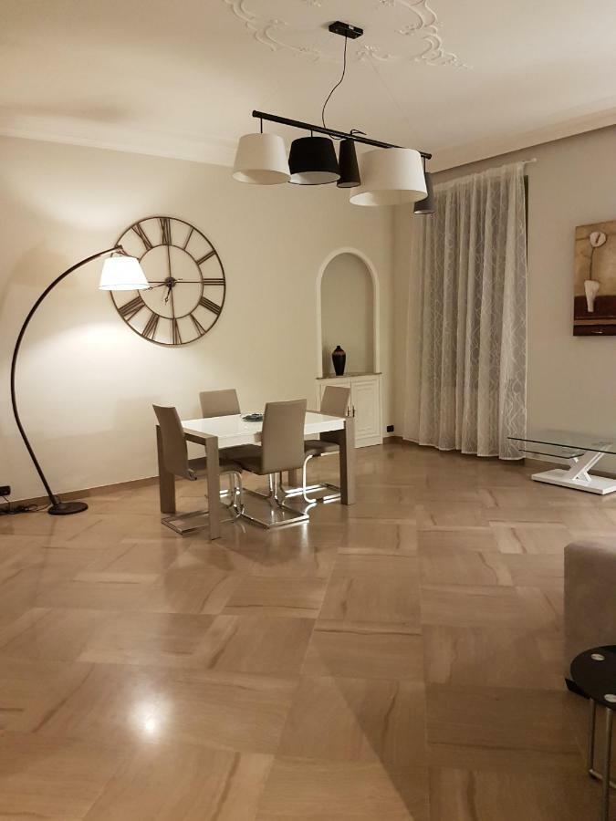 דירות טורינו Giuria 35 - Elegante Ed Accogliente Nei Pressi Del Valentino מראה חיצוני תמונה